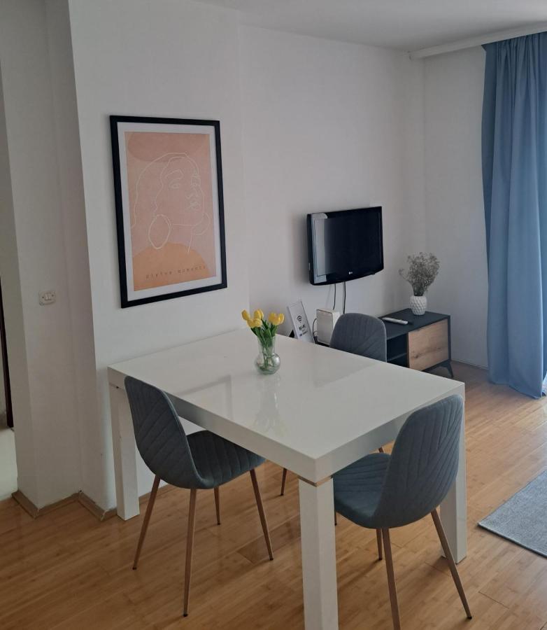 Teanta Apartman Sombor Extérieur photo